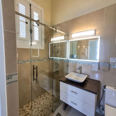 Cristalería, Mamparas de baño, Espejos led - 4/5
