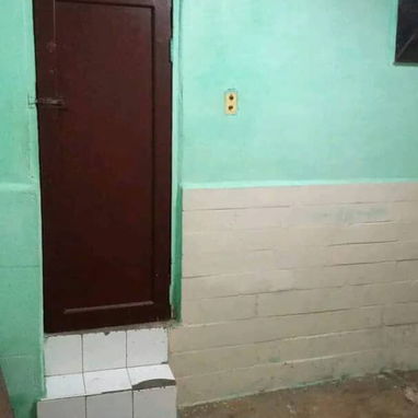 🏡 *CASA INTERIOR EN GUANABACOA - 8/9