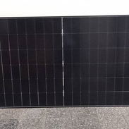 Vendo 2 paneles solares de 620 w. - Img 58059145