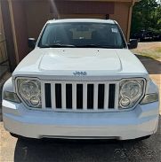 tengo disponible para la venta una Jeep Liberty  y lista para importar a Cuba - Img 45749825