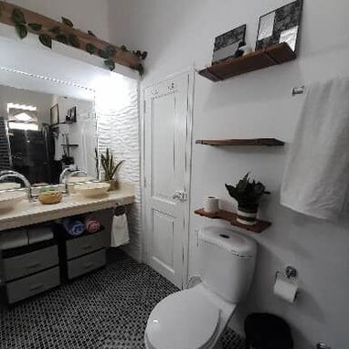 Apto en zona turistica de la Habana Vieja-2do nivel-71 m²- construido 1946-edificio y propiedad en perfecto estado - 9/10