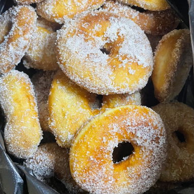 Picadera y dulces - Img 127963229