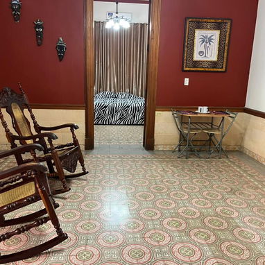 Apartamento en renta , independiente, Ubicado en el Vedado, zona céntrica, cerca del hotel Habana Libre+53 52463651 Y - Img 110128705