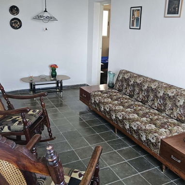 Renta de apartamento en reparto Flores. Miramar. - 2/5