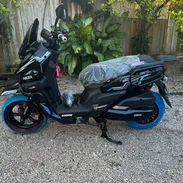 🛵 MOTOS ELÉCTRICAS HALCON RASER MONTAIN • Motor: 4000W • Batería de Litio antiexplosiva: 72V/70Ah*solo x hoy - Img 58116670