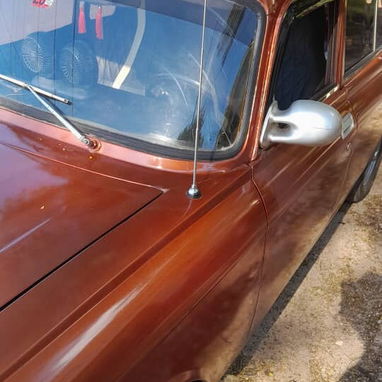 Venta de carro marca Moskvich en el Vedado - 5/10
