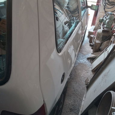 Fiat Uno Italiano Diesel, con piezas de repuesto, precio negociable - 9/10