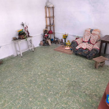 🏡 *142_ Venta de Casa en Luyanó solo la de abajo xq es una biplanta ok*  🗺*Pto.D.Ref :* A cuadras de la esquina de Toy - 4/8