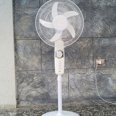 Ventilador recargable Negro marca Rudenkov Precio $75 usd Transporte Incluido Factura y garantía - Img 125156216