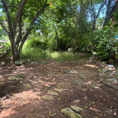 Casa independiente con piscina, patio y garaje amplio - 6/10