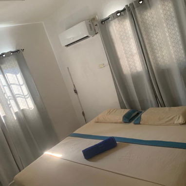 Venta de casa independiente en Santa marta - Img 123136861