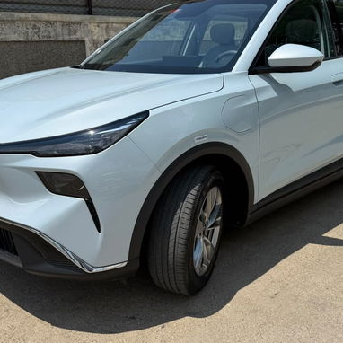En 38 k vendo o hago negocio un Bestune 2025 eléctrico de 450 km*carga al WhatsApp 63275756 - 2/2