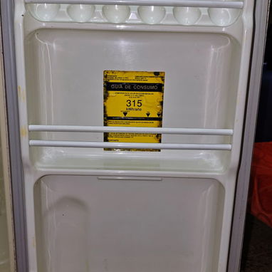 Vendo no se k tiene la maquina es sellada - Img 121841539