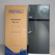 *Refrigerador ROYAL de 8.5 pies* (No es congelación seca,ni es inverter ) 🍀🍀 - Img 56576760