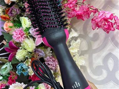 Cepillo electrico para el cabello - Img main-image