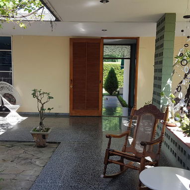 Se permuta propiedad de lujo solamente para Varadero o sus alrededores - Img 122722410
