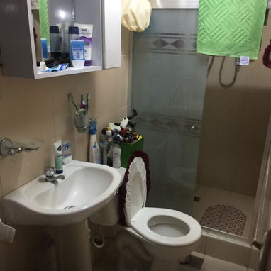 Doy Un apto en vedado y otro en Sevillano ambos de 2/4 y en bajos por uno con garage - Img 118485411