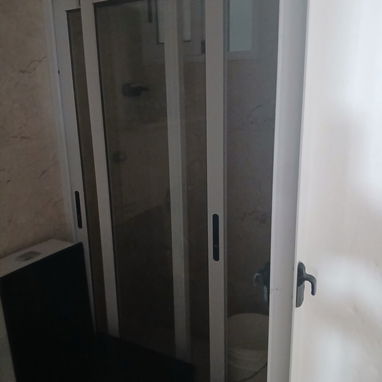 EXCELENTE OFERTA, no pierda la oportunidad TODA UNA GANGA!! Se vende apartamento amueblado y todo de marmol - 4/6