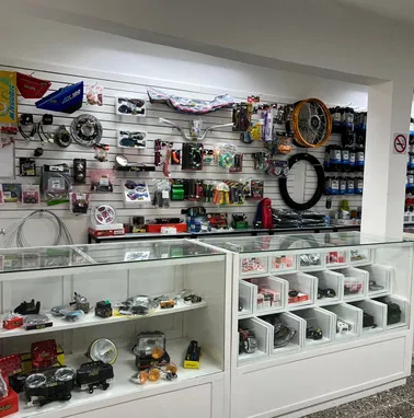 PARTES, PIEZAS Y ACCESORIOS DE AUTOS Y MOTOS. ACCENT, ATOS, I10, LADA, MOSCOVICH, GN-125, AX-100 y DS-150 - Img 69019208