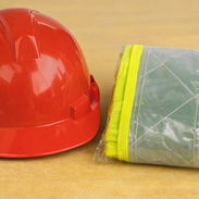 Set de protección personal - casco + pechera - Img 57269959