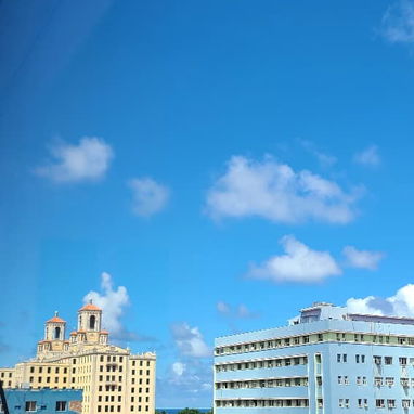 🧭 Hermoso Apartamento de 1 Habitación con Vista al Mar en el Vedado (No se Va la Luz) REF 1435 - Img 109842153