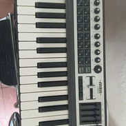 Controlador MIDI - Img 57573096