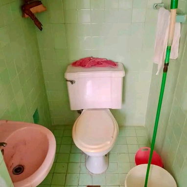 💥 GG-159 | ¡AMPLIO APARTAMENTO EN BAJOS EN NUEVO VEDADO POR 65000! (3 CUARTOS, 2 BAÑOS, ESPACIO PARA CARPOCH Y TELÉFONO - 7/8