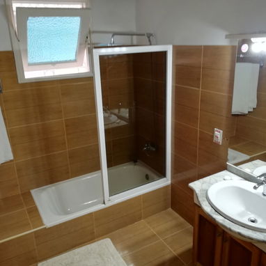 🏡BELLA Y ESPACIOSA CASA DE RENTA 3HAB EN HABANA PLAYA 🏡 - Img 122552332