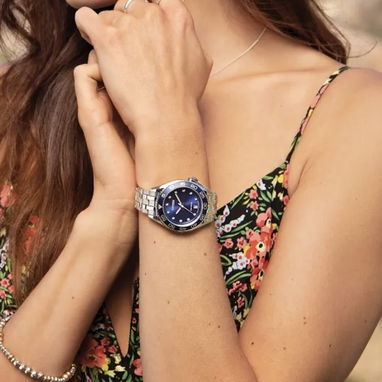 CITIZEN ECODRIVE CARSON (FE6160-57L) PARA MUJER , CRISTAL DE ZAFIRO Y ACERO INOXIDABLE ,ESFERA AZUL CON PIEDRAS 58049738 - Img 106082245