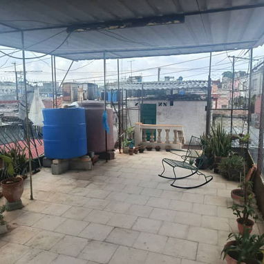 Venta de casa puerta de calle en el Cerro,muy buena construcción - Img 121409970