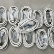 Por cantidad , cables cargadores otg espigas led forros micas tengo canal mayorista se lo mando al pv - Img 58009311