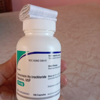 Vendo 1 frasco importado de TAMSULOSIN DE 0.4 MG SELLADO. - Img 127511232
