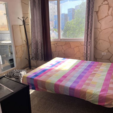 Renta Lineal de apartamento / Vedado - 3/5