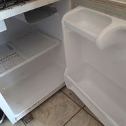Vendo minibar AEWOO de uso en buen estado, enfría sin problemas. - Img 56126272