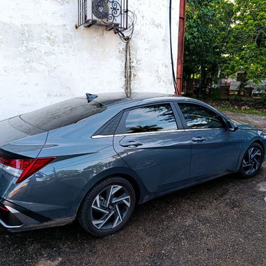 🚨 Hyunday elantra 2025 con 30 mil millas precio lindo 26 usd y está en la Habana escribir al pv Wa.me//59808236// - Img 128115571