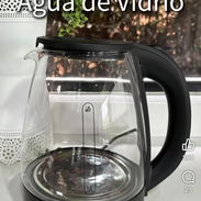 Jarra eléctrica o tetera eléctrica  Para hervir agua  De cristal templado  Precio: 14000 cup - Img 56065567