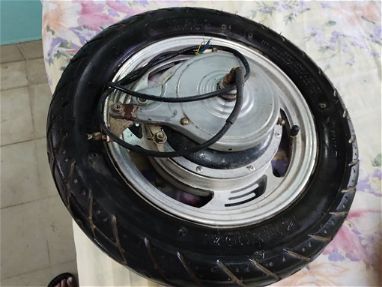 rueda trasera moto electrica con su motor electrico de 36 volt - Img main-image
