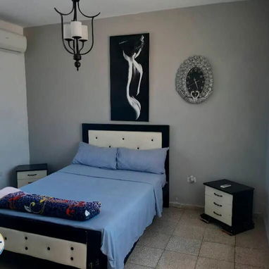 Casa de Renta con Piscina en Guanabo a una cuadra de ma Playa - 7/9