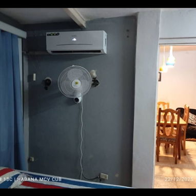 150 USD MENSUALES ALQUILO APTO INDEPENDIENTE EN PLAYA EXCELENTE OFERTA Y ZONA MUY BUENA - Img 121267681