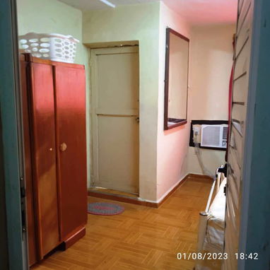 ALQUILO APTO DE 2 CUARTOS EN LA HABANA VIEJA MUY BUEN ESTADO Y BIEN UBICADO  EN 330 USD AL MES. - Img 118394075