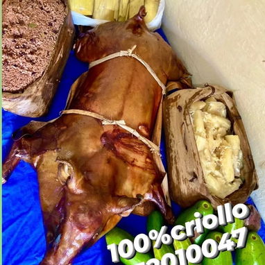 Comida cubana ,comida criolla ,,purco asado'pierna asada - 4/4
