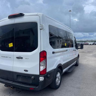 Carro en venta Ford transit XLT 350 - Img 123327868