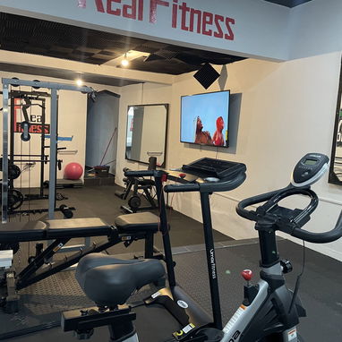 Ganga !!! GIMNASIO COMPLETO EN VENTA MÁQUINAS PISO ACCESORIOS TV NEVERA , tú mejor oportunidad de negocio - 2/10