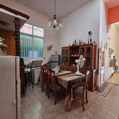 🏡✨ ¡CASA EN VENTA CON JARDÍN Y GARAJE! ✨🏡 - 4/10