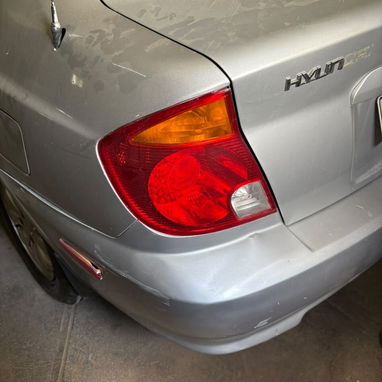 Hyundai accent del 2005 - 9/10