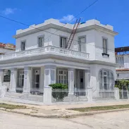 Se vende con TODO incluido/5 cuartos y garage - Img 55226948