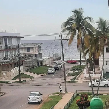 SE VENDE O PERMUTA APARTAMENTO EN MIRAMAR - Img 115900985