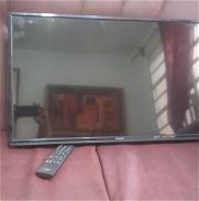 TV led  polaroid tiene una pqña rayita en la pantalla - Img 45696149