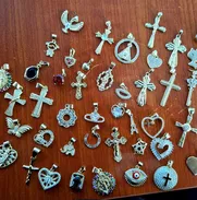 Prendas laminadas en oro 14k y plata  * Todas las prendas son originales y tienen su cifrado XP * Tenemos cadenas de dif - Img 50007882