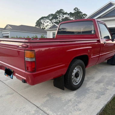 1988 Toyota 2-Cabin - 2/6